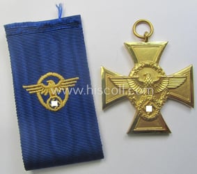 Golden-class 'Pol.-Dienstauszeichnung 1. Stufe' (or: police loyal-service medal...
