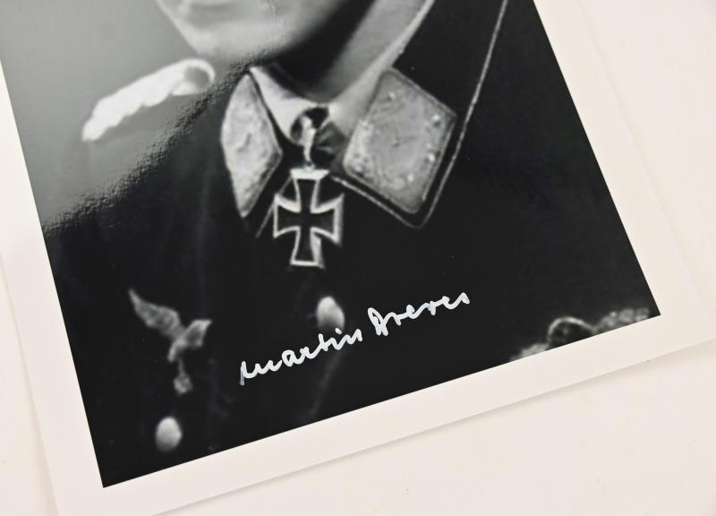 Signature of Luftwaffe KC Recipient 'Martin Drewes' LARGE SIZE PORTRAIT
