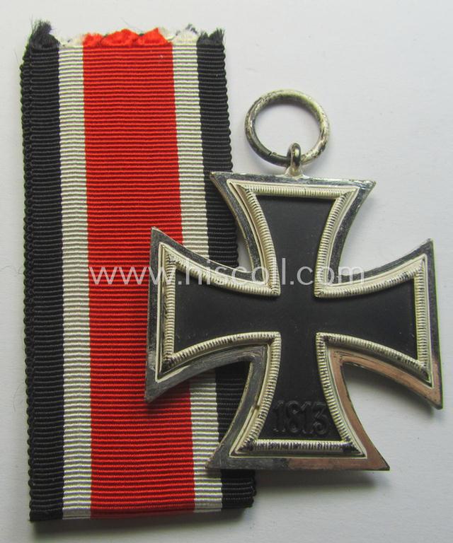 'Eisernes Kreuz II. Klasse' being a non-maker-marked example by: 'Wächtler & Lange'