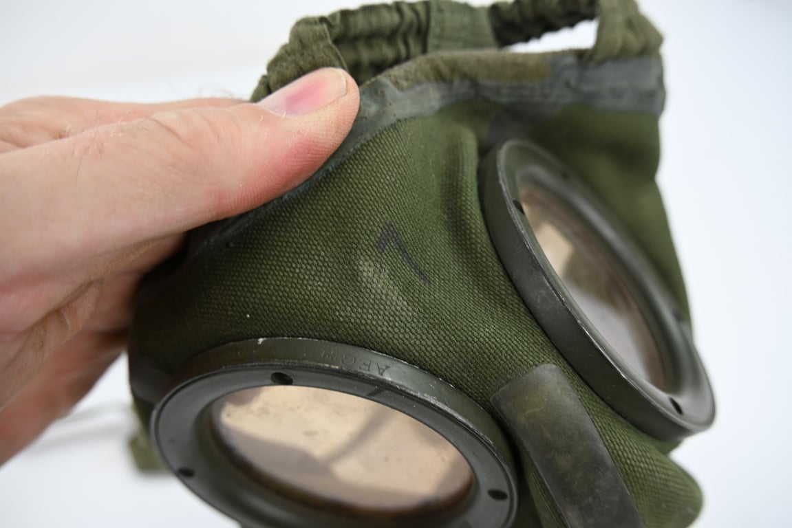 German Wehrmacht (Heer) M31 Gasmask & Cannister.