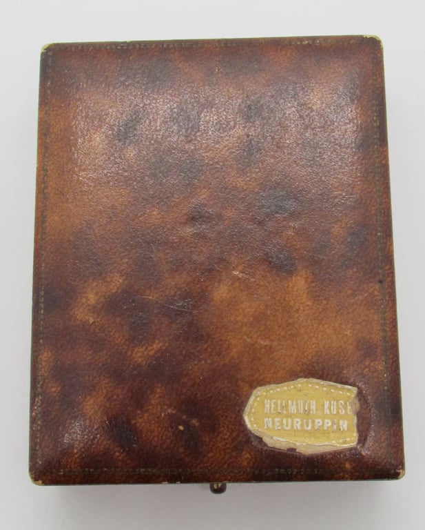 Watch box from the Alpina-Gruen watch factory