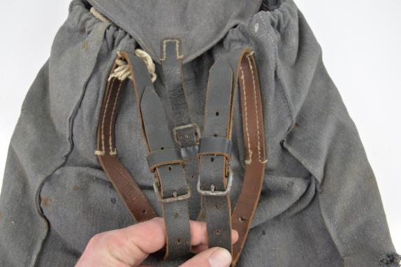 German LW M44 Backpack
