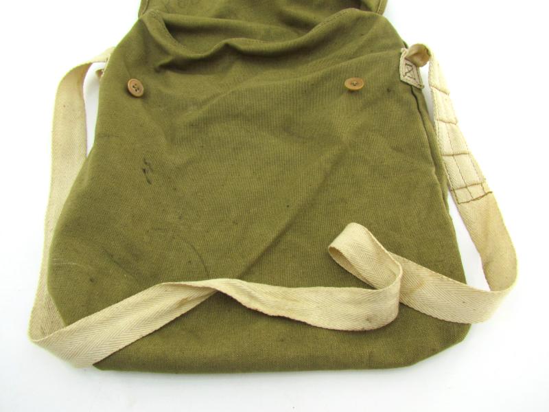 British WWII Civil Defence(Police/Fire service,Wardens) Gasmask & Carrying bag