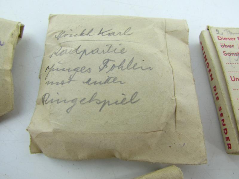 Film can with multiple private recordings ( 6x )