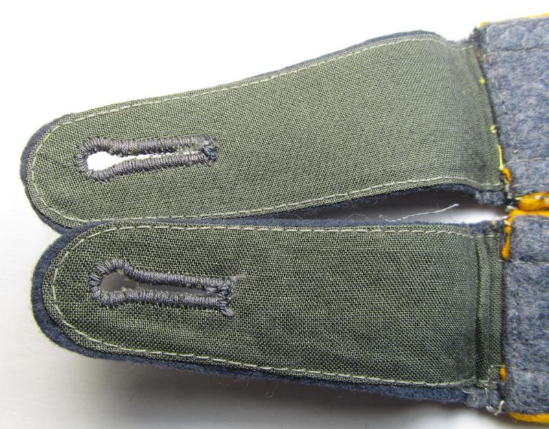 Superb - and fully matching! - pair of mid- (ie. later-) war-period, typical 'tailor-made' WH (Luftwaffe) NCO-type shoulderstraps as was intended for usage by an: 'Unteroffizier der Flieger o. Fallschirm-Truppen'