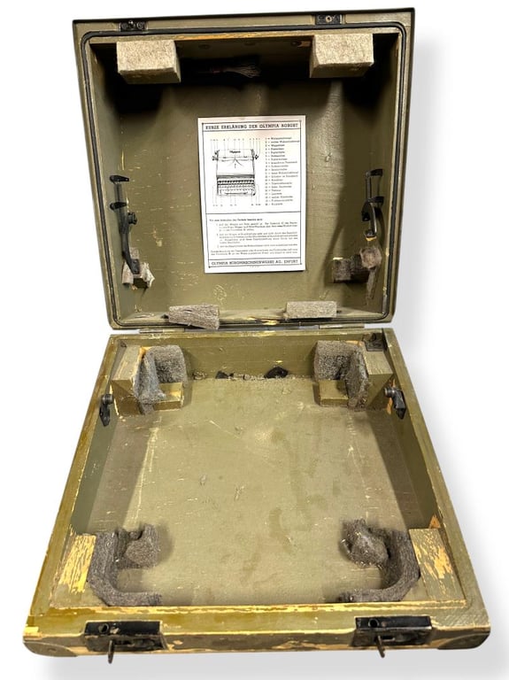 W-SS Typewriter in Transport Case