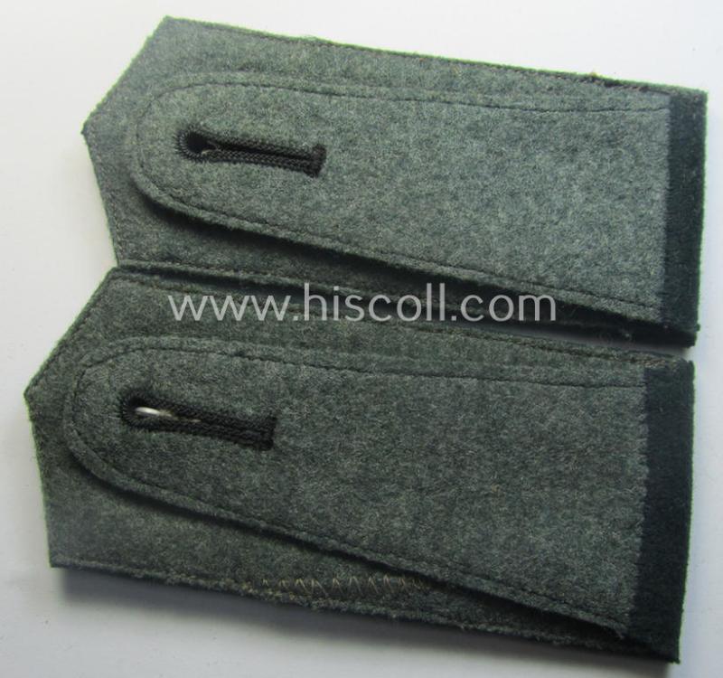 Pair of WH (Heeres), early- (ie. pre-) war-period, 'M36- o. M40'-pattern (pointed-styled- and 'cyphered') so-called: EM-type shoulderstraps: 'Soldat des Infanterie-Rgts. 121'