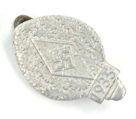 German Hitler Youth Member badge 1935