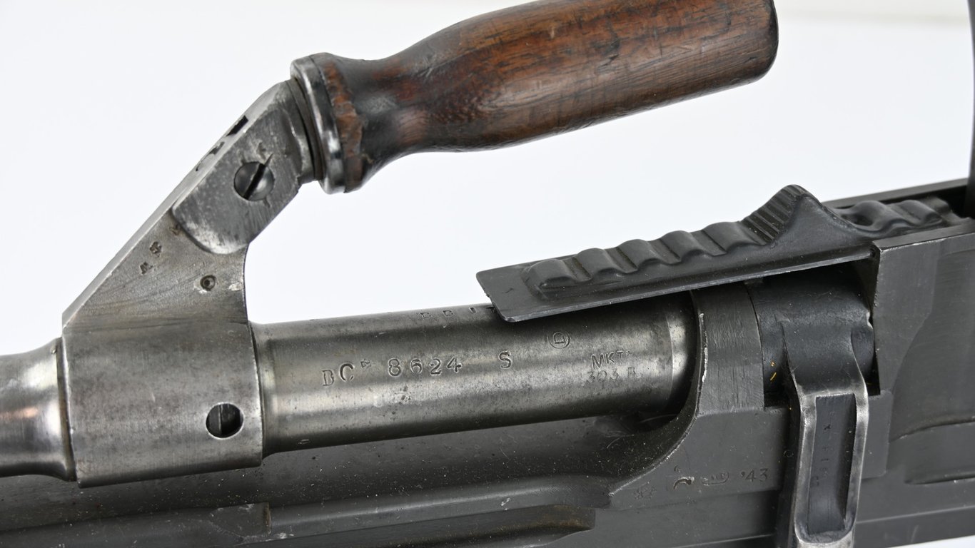 Canadian WW2 Bren MK 2 Machine Gun 1943