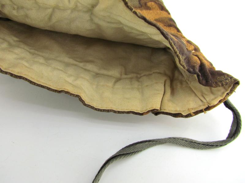 Waffen SS Oak Leaf Camouflage Reversible Winter Parka Mittens