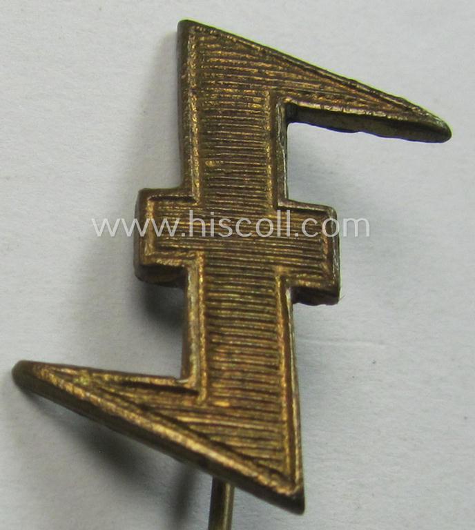 Dutch NSB-party-related: 'Wolfshook'-lapel-pin (as issued to show support for the WA (ie. 'Weerafdelingen')
