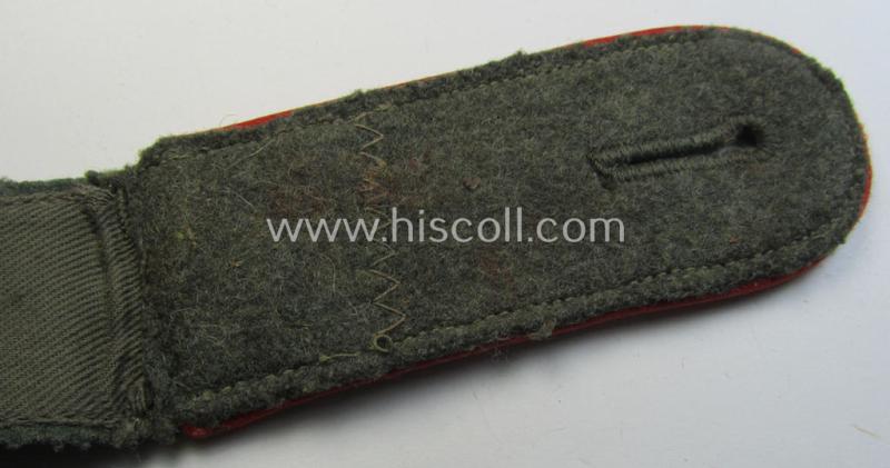 Single, early- (ie. mid-war-)period WH (Heeres) so-called: 'M41 o. 43'-pattern, EM-type shoulderstrap as was intended for - and with certainty worn by! - a: 'Soldat eines (Sturm)Artillerie Abts. o. Rgts.'