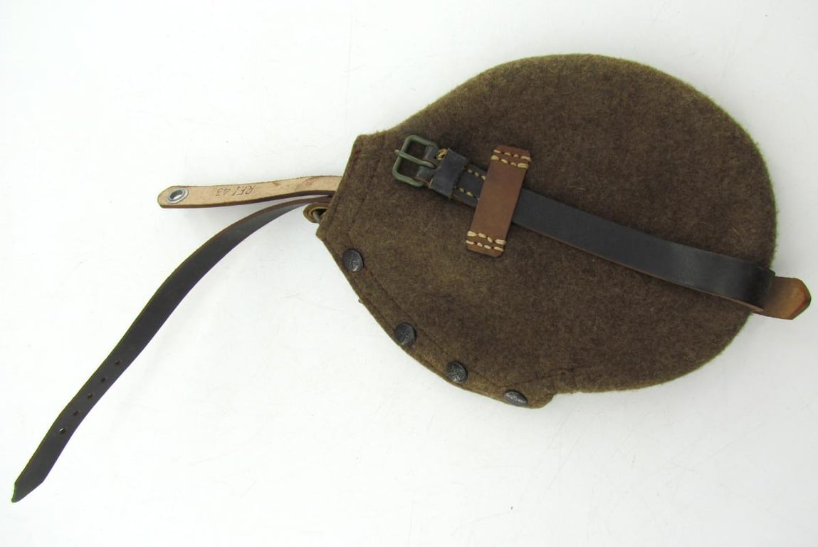 Wehrmacht Canteen cover RFI 43 ( Mint )