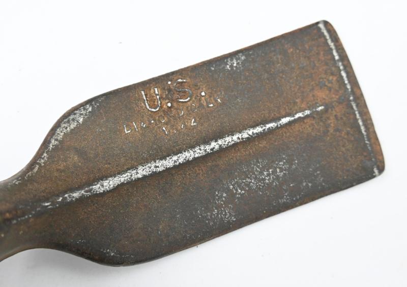 US WW2 M-1910 Pick-Mattock and carrying case