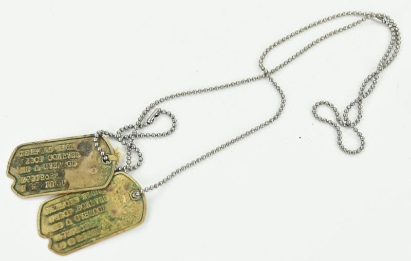 US WW2 Dog-Tag set 'Richard E. Plush'