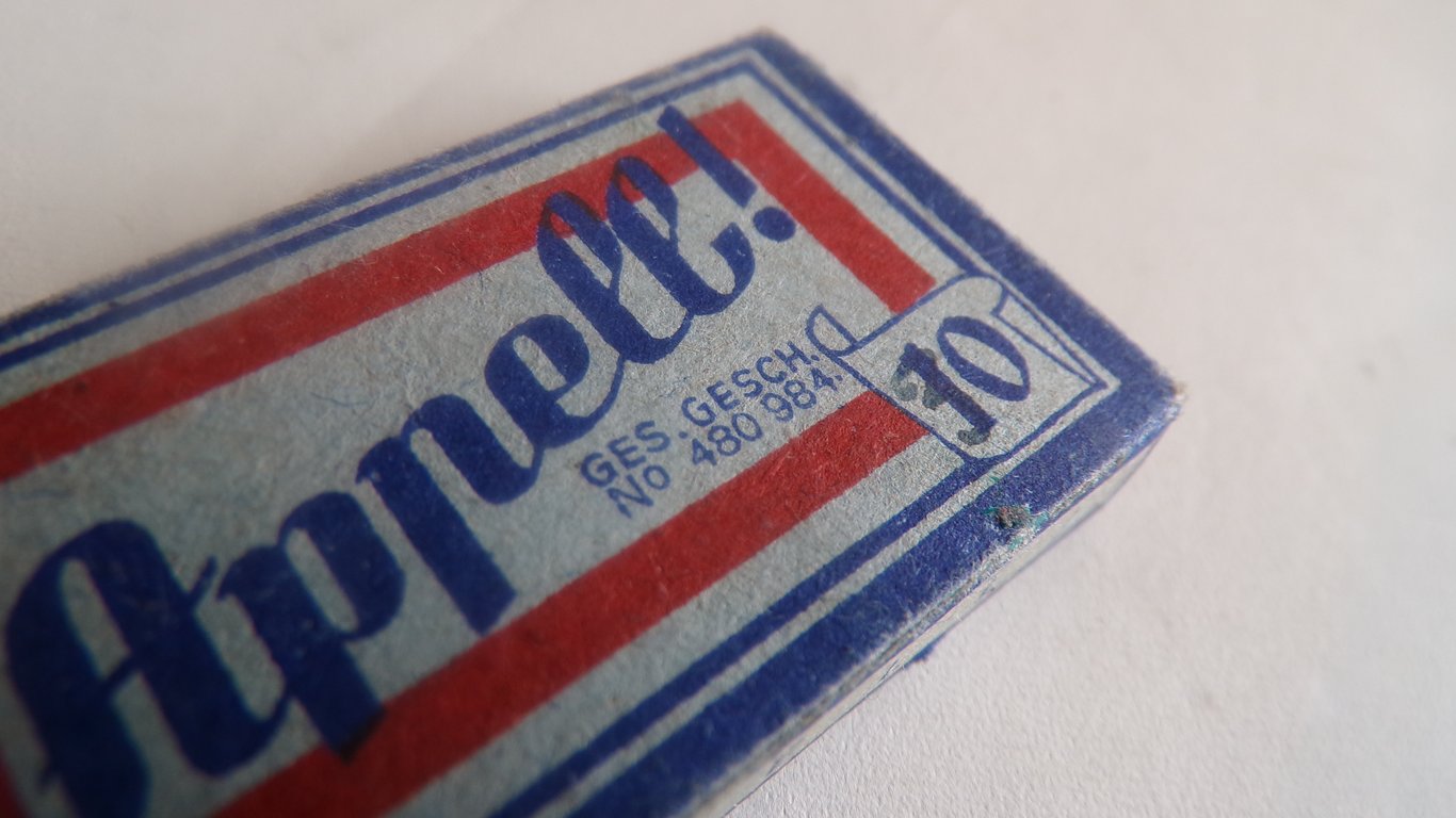 'Appell!' Razor Blades Pack - Complete