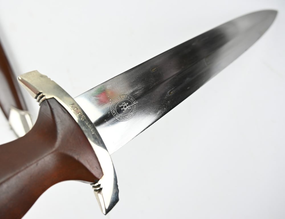 German SA M-1933 Officer's Dagger 'J.A. Henckels Zwillingswerk Solingen'