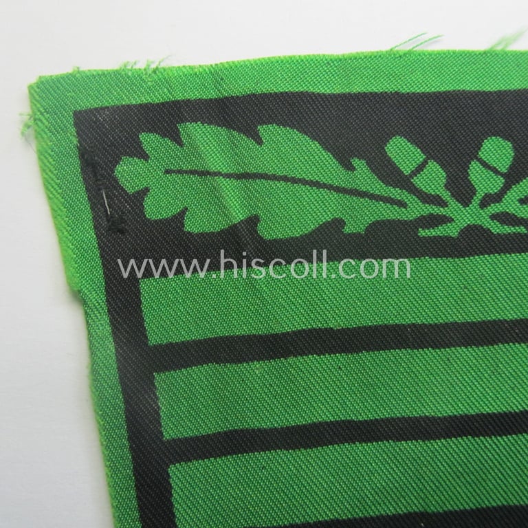 'Virtually mint' albeit regrettably single! - officers'-pattern, WH (Heeres o. Waffen-SS) rank-insignia-bar (for usage on the camouflaged-uniforms) as used by an officer holding the rank of: 'Hauptmann' (ie.: 'SS-Hauptsturmführer')