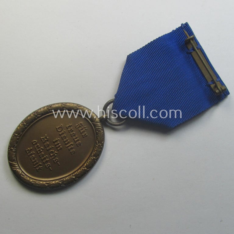 RAD (ie .'Reichsarbeitsdienst') so-called: 'Dienstauszeichnung 4. Stufe für Männer' (as was intended for 4 years loyal-service) that comes stored in its (scarcely seen and equally very nicely preserved!) light-brown-coloured box ie. etui