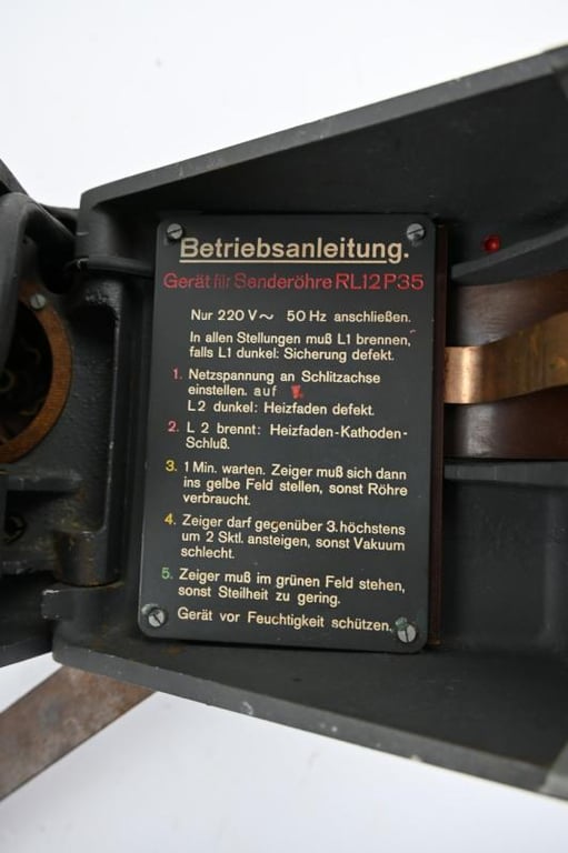 German WH Röhrenprüfgerät RPG 2