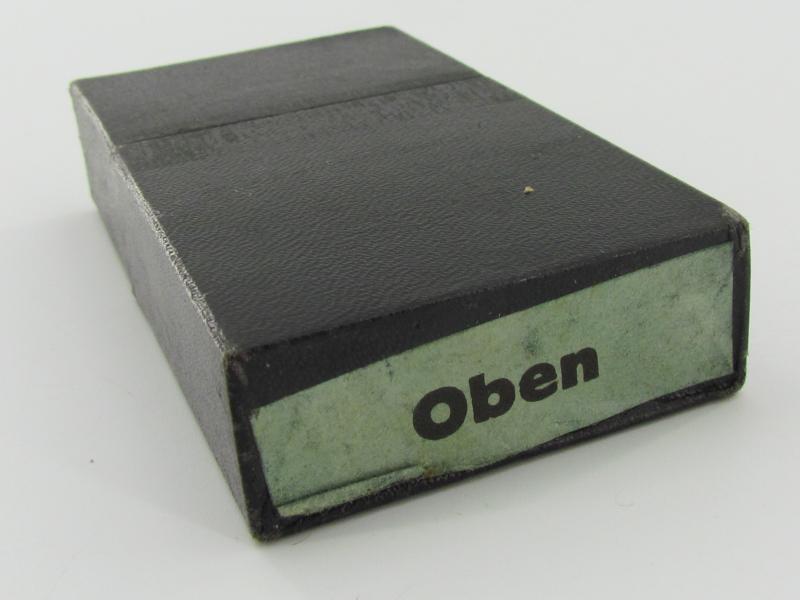 Wehrmacht Medical thread to stitch a wound