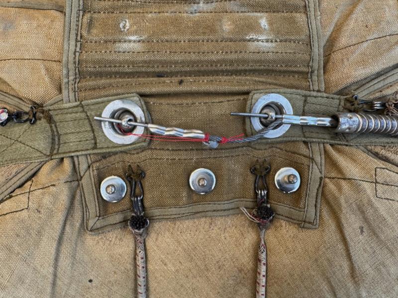 Luftwaffe Fighterpilot Seat with Parachute and harness