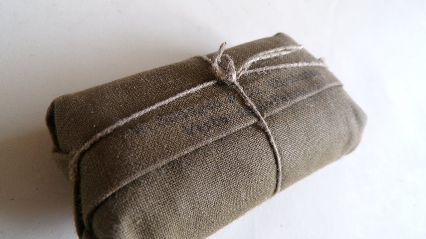 Pre-War Wehrmacht Verbandpäckchen 1938