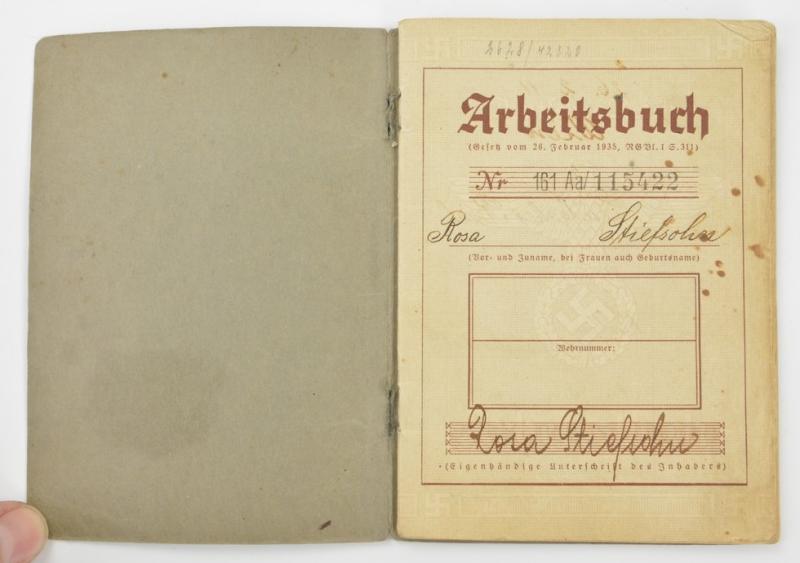 German Workers Pass 'Rosa Stiefsohn'