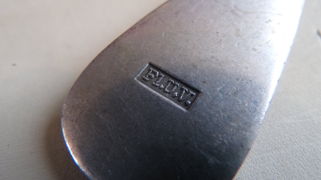 Luftwaffe Aluminum Fl. U.V. Canteen Fork