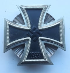 WWII EK1 (Iron Cross 1st class) Deumer Early...