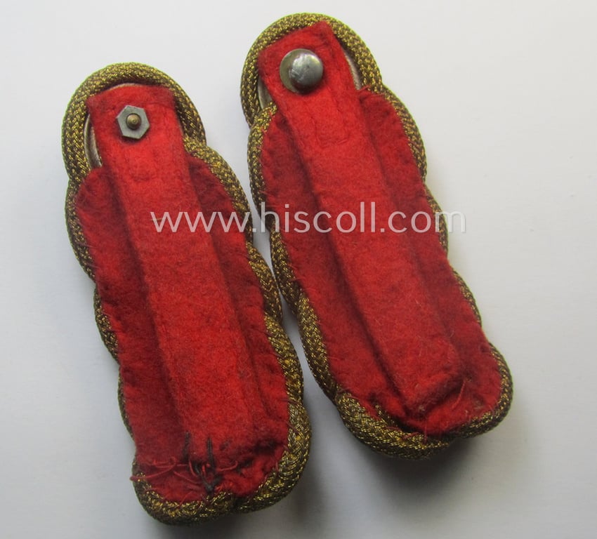 Superb - and rarely seen! - pair of early- (ie. mid-) war-period, WH (Heeres) general-officers'-pattern shoulderboards (as executed in 'braid'-based material): 'Generalmajor des Heeres'