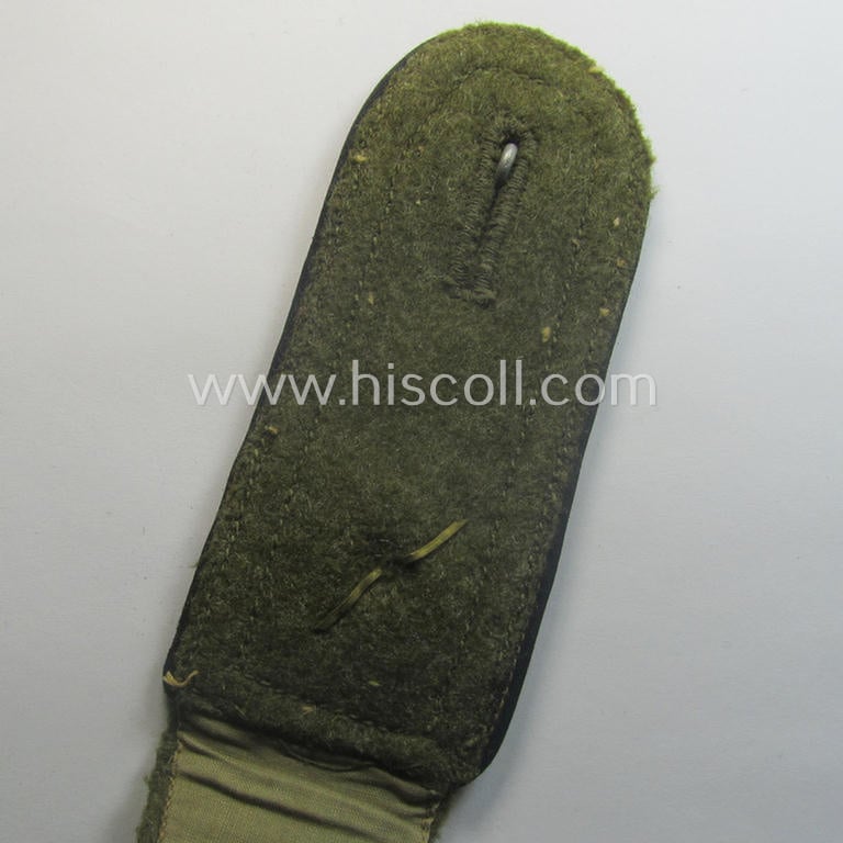 Single, WH (Heeres) 'tropical-issued'- (ie. early 'DAK'-related), NCO-type shoulderstrap as was intended for a: 'Feldwebel der Pionier-Trpn.'