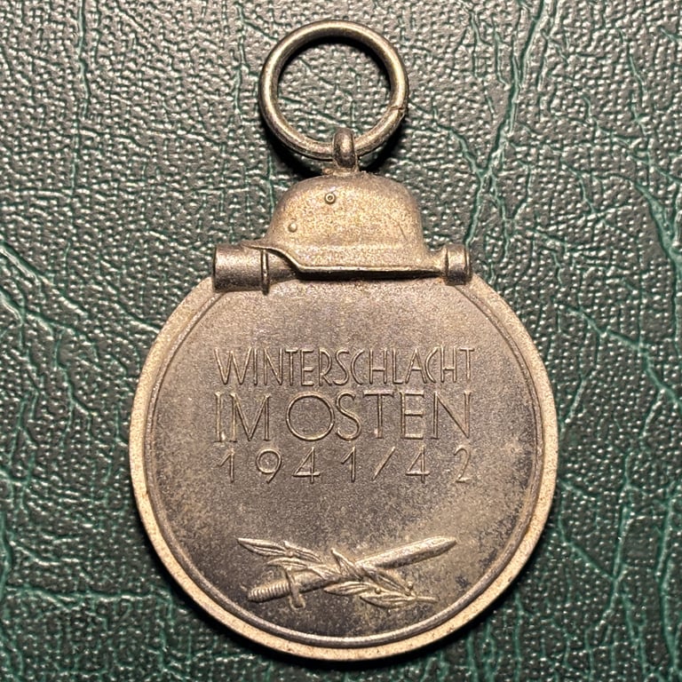 Eastern Front Medal "4" Steinhauer & Lück