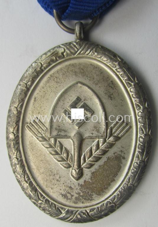 RAD (ie. 'Reichsarbeitsdienst') so-called: 'Dienstauszeichnung 3. Stufe für Männer' (as was intended for 12 years loyal-service) and that came mounted onto its period piece of ribbon (ie. 'Bandabschnitt')