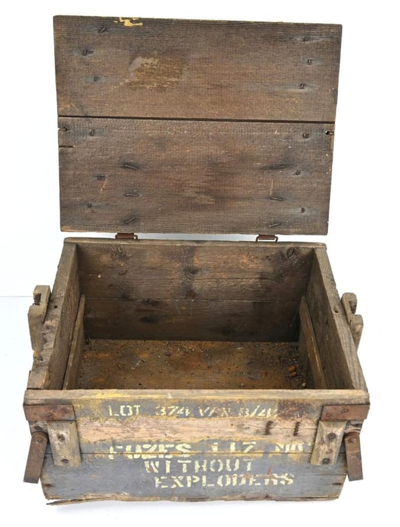 British WW2 25pds Fuze Ammo Box