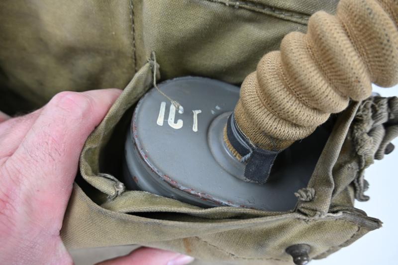 British WW2 Gasmask with Pouch