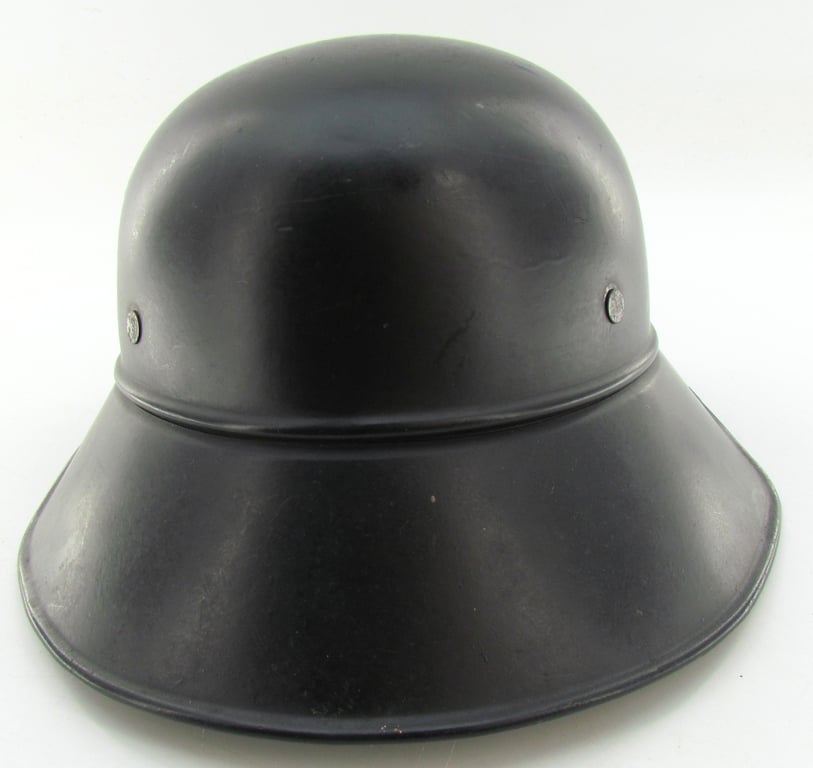 Luftschutz Gladiator Helmet – Excellent - Mint Condition