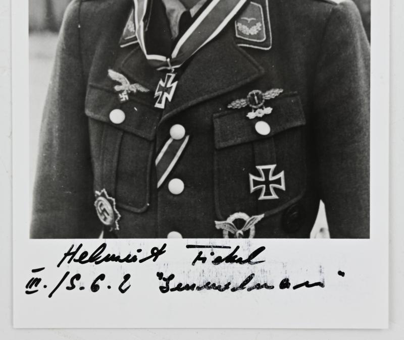 Signature of Luftwaffe KC Recipient 'Helmut Fickel'