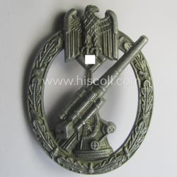 'Heeres-Flakkampf-Abz.' being a non-maker-marked- and/or zinc- (ie. 'Feinzink'-)...