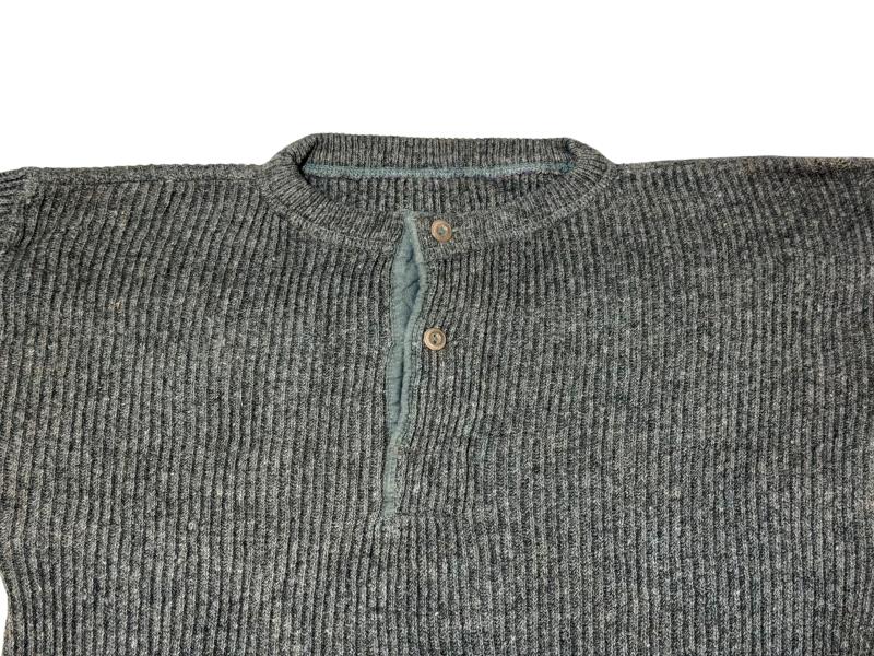 Late-war Pullover