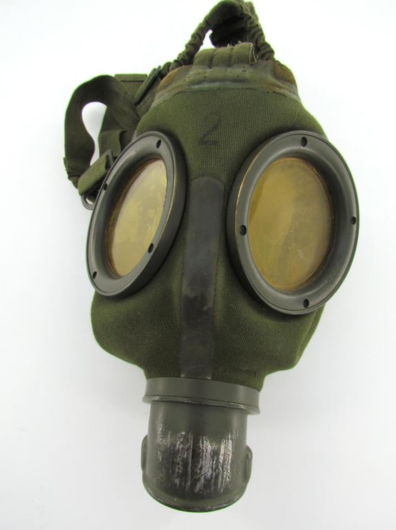 WH/SS Gasmaske 30 Dated 1939