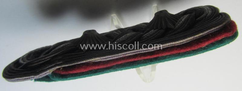 Neat - albeit regrettably single! - WH (Luftwaffe) NCO-type shoulderboard as was intended for a medium-ranked, administrative-official (ie. NCO) having the rank of: 'Oberfeldwebel' (ie.: 'Beambter des mittleren Dienstes')