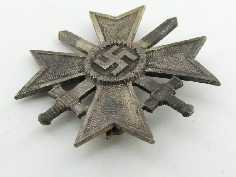 KVK 1.klasse (Kriegsverdienstkreuz 1. klasse mit Schwertern) Marked "21"