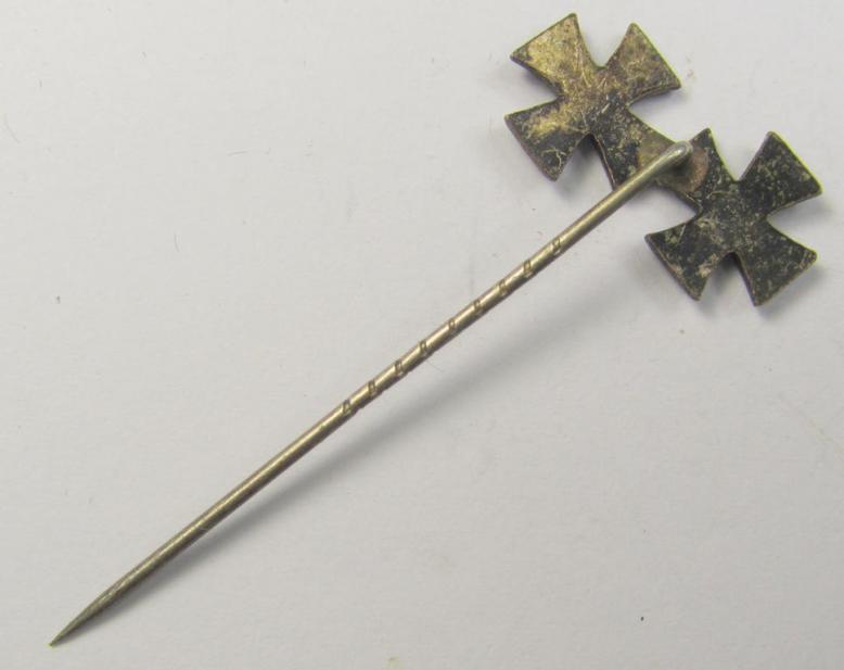 Detailed, 9-mm.-sized medal-lapel-pin, being a non-maker-marked example depicting respectively: an 'EK I. Klasse' and an: 'EK II. Klasse'