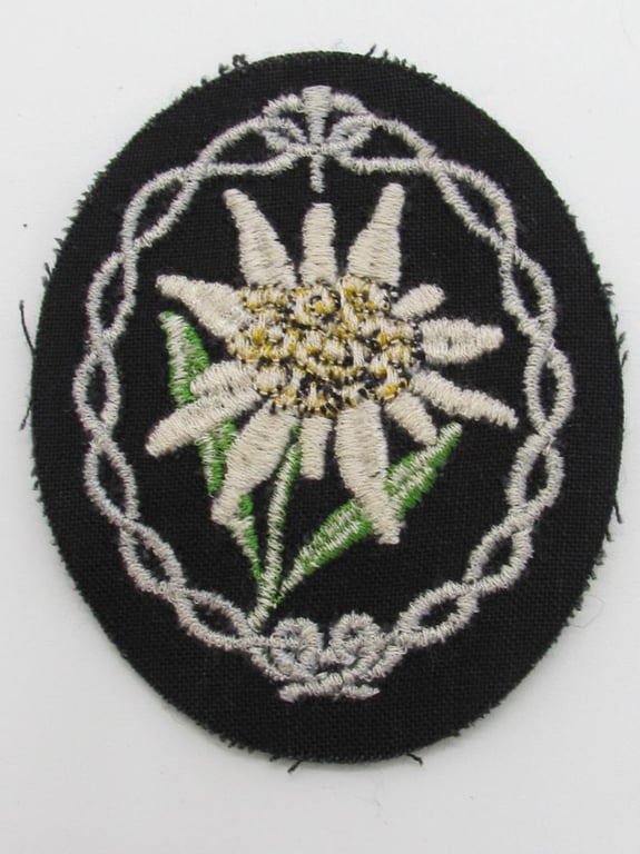 Wehrmacht Gebirgsjäger Edelweiss sleeve badge