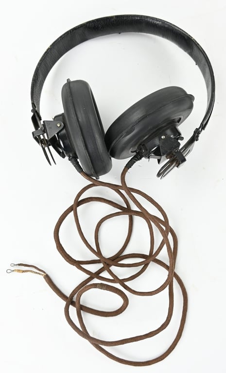 German WH Panzer Headphone 'Dfh.b'