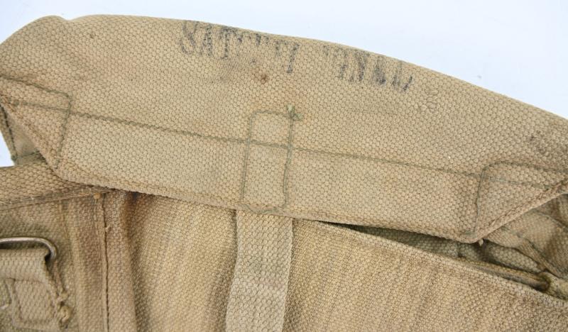 British WW2 KD Satchel Signals pouch