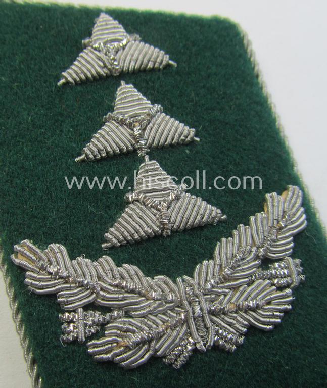 Attractive - and/or fully matching! - pair of WH (Luftwaffe) officers'-type collar-patches as intended for a medium-ranked administrative-official ie. officer with the rank of: 'Hauptmann' (ie.: 'Beambte des höheren Dienstes')
