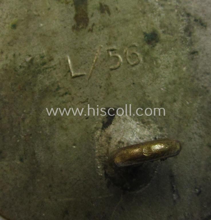 Superb, maker- (ie. 'L/56'-) marked example of a silver-class wound-badge (or: 'Verwundeten-Abzeichen in Silber') being a desirable example that was produced by the maker (ie. 'Hersteller') named: 'Funcke & Brüninghaus'