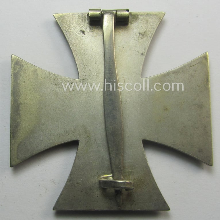 'Eisernes Kreuz 1. Klasse' (ie. Iron Cross 1st class) being a (typical) non-maker-marked example that was (I deem) produced by the desirable 'Hersteller' named: 'B.H. Mayer's Kunstprägeanstalt'